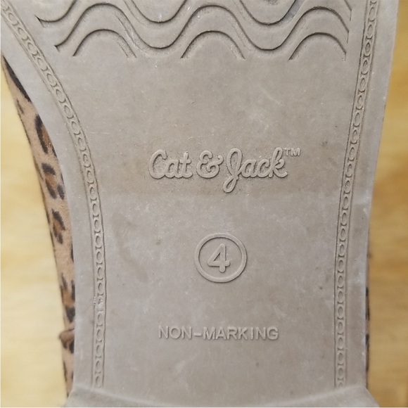 Cat & Jack Girl's Leopard Casual Winter Classic Booties Size 4 - Picture 5 of 5